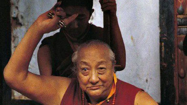 No vajrayana do mantra secreto, uma vez que se tenha amadurecido com o abhisheka, é muito importante praticar os estágios do desenvolvimento e da completude. Em particular, é extremamente importante praticar o estágio do desenvolvimento adequadamente, uma vez que é a preparação para o estágio da completude. Caso se consiga concentração adequada da visualização durante o estágio do desenvolvimento, a estabilidade é atingida dentro desse estado. ~ Dilgo Khyentse Rinpoche in Pure Appearance