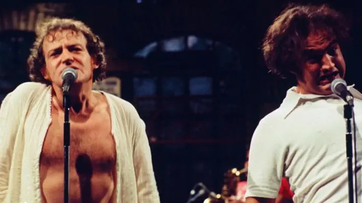 Joe Cocker and John Belushi in SNL, 1976.