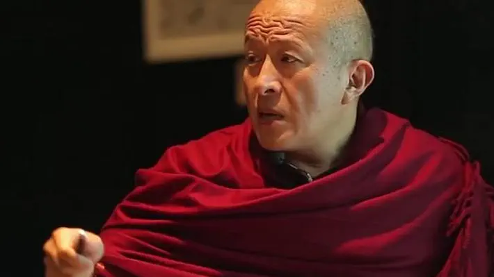 Chandrakirti não vê problema com você estar tentando encontrar algo [que não seja vazio, impermanente ou cheio de dukkha]. Chandrakirti vê problema se você achar. ~ Dzongsar Khyentse Rinpoche