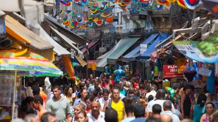 Thanks to an unhurried ‘life’s a beach’ attitude, Brazilians – especially those from Rio de Janeiro – have learned neither to expect nor appreciate punctuality.