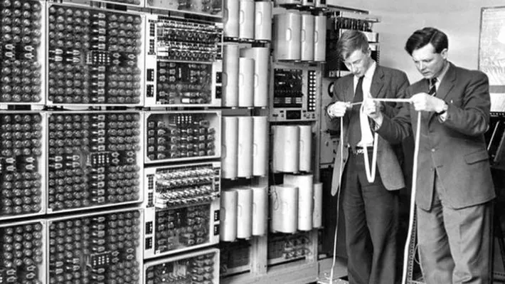 The world's oldest original still-working digital computer has been unveiled at the National Museum of Computing in Bletchley Park.